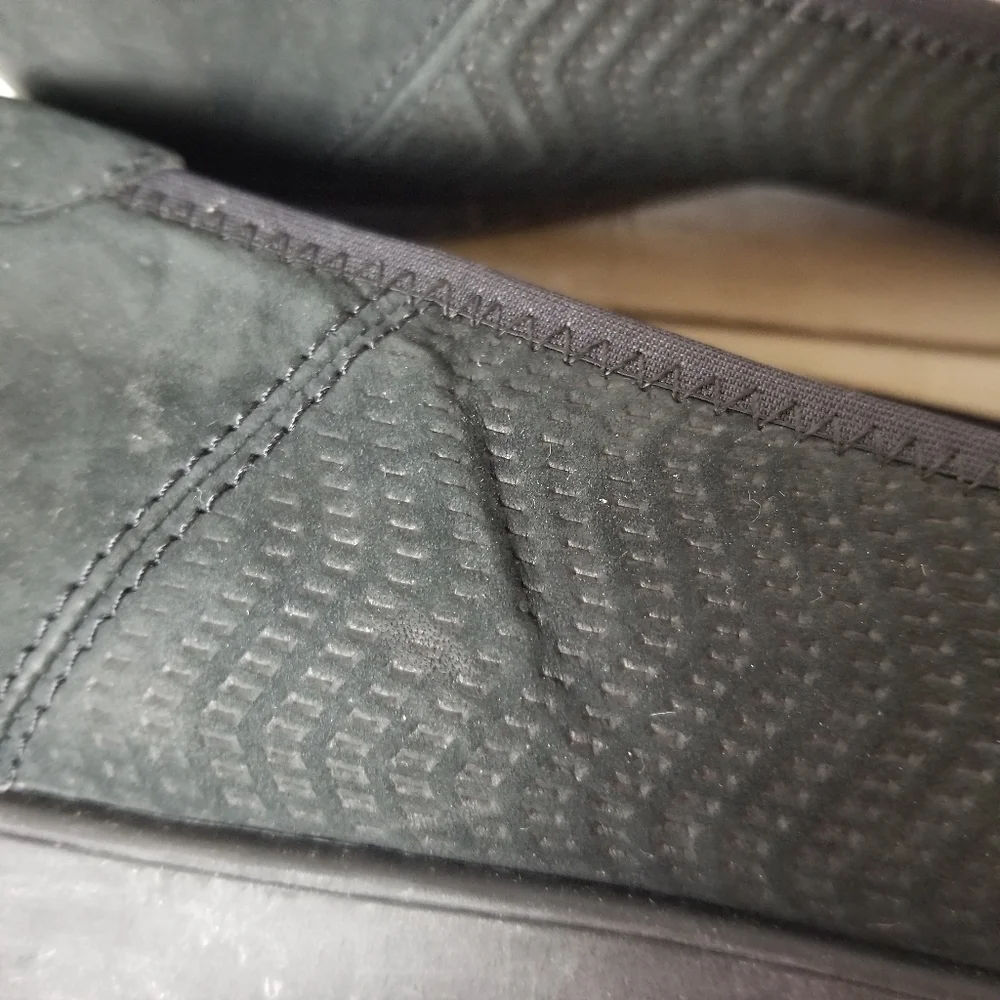 Aravon Abbey Suede Textured Ballet Loafers